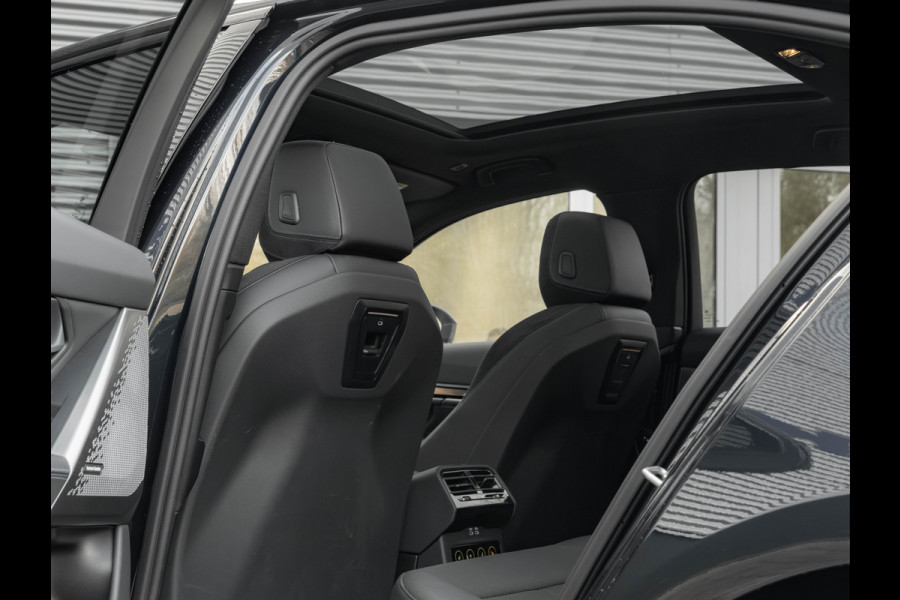 BMW i5 eDrive40 M-Sport Pro - Pano - Onderstel Prof - Driving Ass Prof - Harman Kardon