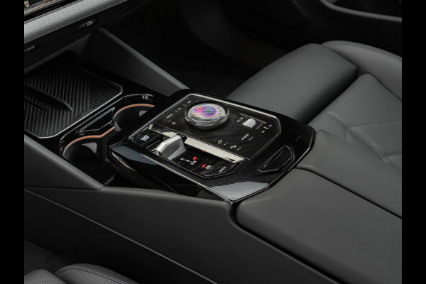 BMW i5 eDrive40 M-Sport Pro - Pano - Onderstel Prof - Driving Ass Prof - Harman Kardon