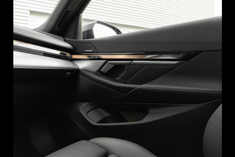 BMW i5 eDrive40 M-Sport Pro - Pano - Onderstel Prof - Driving Ass Prof - Harman Kardon