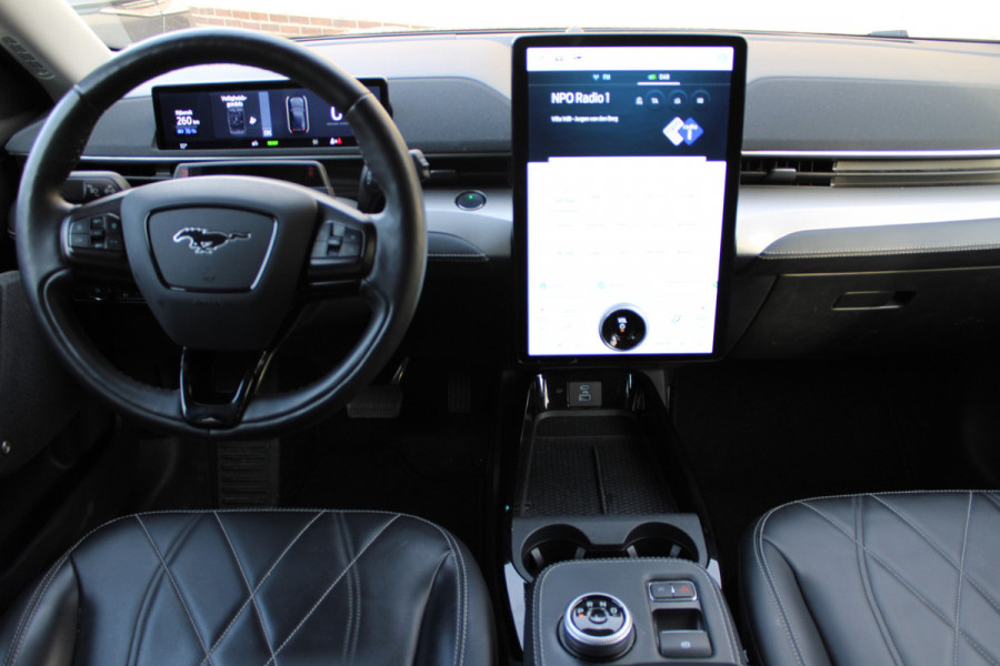 Ford Mustang Mach-E RWD 75 kWh | Adaptieve cruise | B&O | Leder | Trekhaak | Actieweken 1 t/m 15 november!