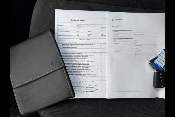 Volkswagen Tiguan Allspace 1.5 TSI Highline Business R 7p. |R-LINE| 7 PERSOONS| RIJKLAAR! DIRECT RIJDEN| DIG. DASH| ADAPTIVE CRUISE| KEYLESS| STOELVERW.|  ELEK. ACHTERKLEP| LED| CARPLAY