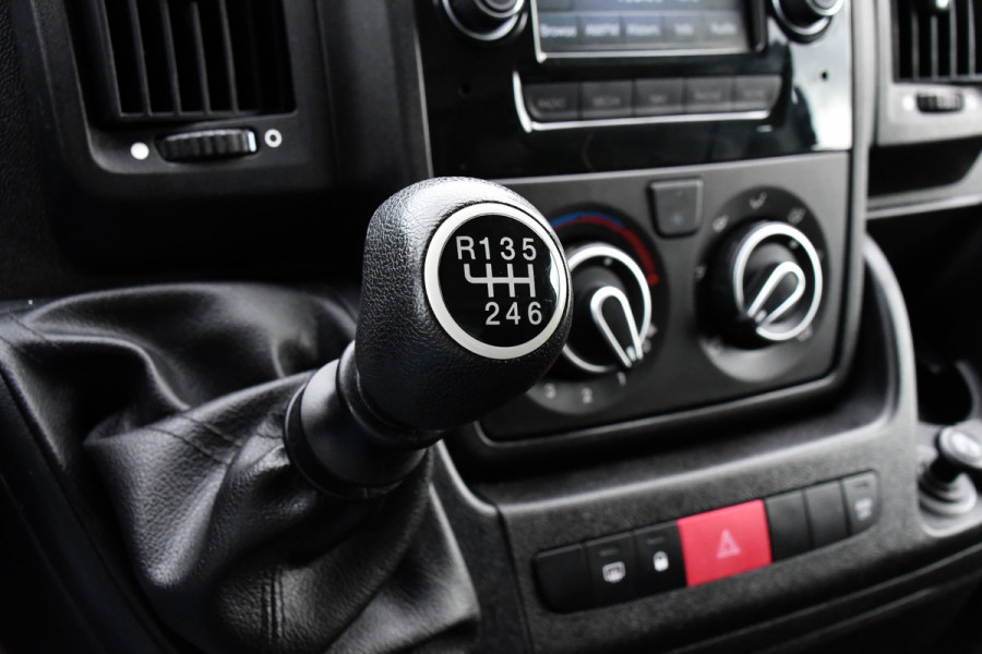 Citroën Jumper 35 2.0 BlueHDi L4 Bakwagen Cruise, NAVI, 165PK, Laadklep, Airco, Uniek!