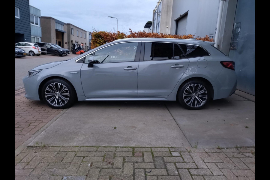 Toyota Corolla Touring Sports 1.8 Hybrid Executive HUD