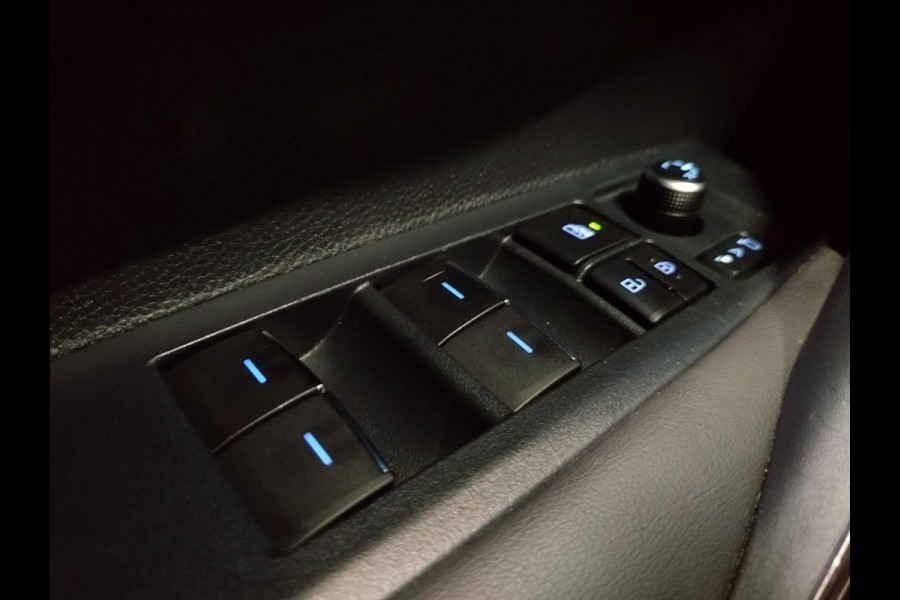 Toyota Corolla Touring Sports 1.8 Hybrid Executive HUD