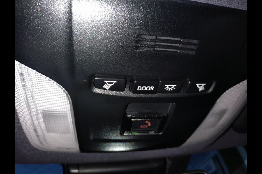 Toyota Corolla Touring Sports 1.8 Hybrid Executive HUD