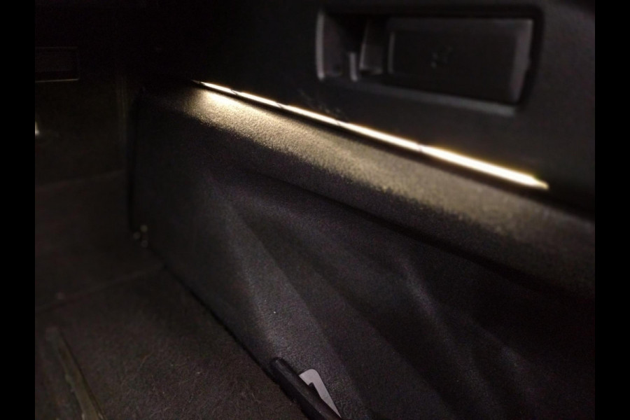 Toyota Corolla Touring Sports 1.8 Hybrid Executive HUD