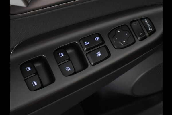 Hyundai Kona EV Fashion Design 64 kWh Two-Tone 400 km actieradius | ACCU 100% | Navigatie | Schuif-/Kanteldak | Leder |