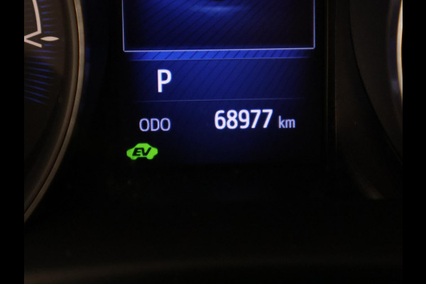 Toyota C-HR 1.8 Hybrid Active Bi-Tone | Trekhaak | Camera | Cruise Control