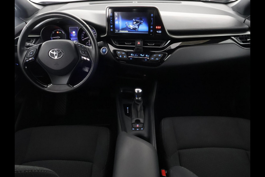 Toyota C-HR 1.8 Hybrid Active Bi-Tone | Trekhaak | Camera | Cruise Control