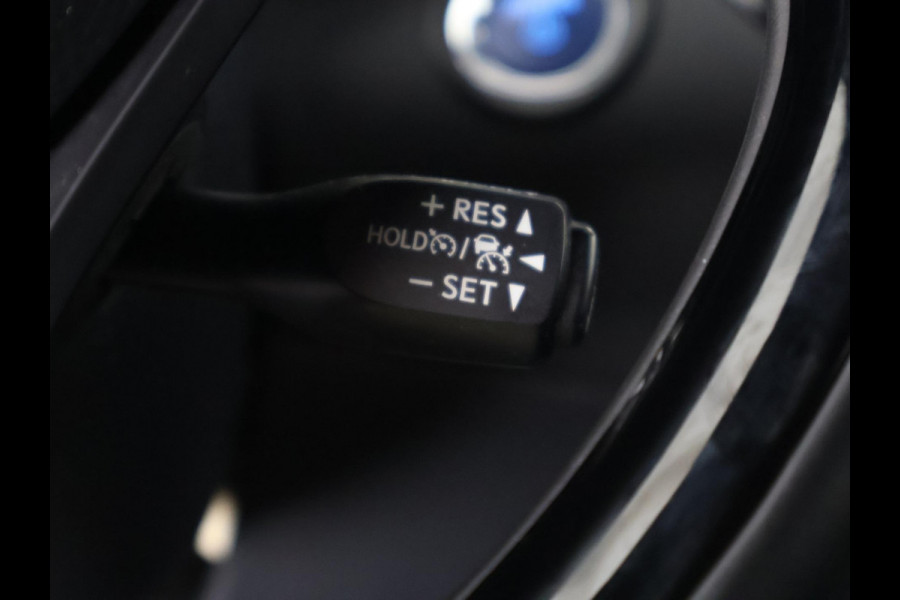 Toyota C-HR 1.8 Hybrid Active Bi-Tone | Trekhaak | Camera | Cruise Control