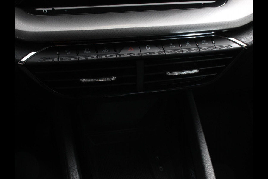 Škoda Octavia Combi 1.0 e-TSI Automaat Business Edition Climate control | Cruise control | Parkeersensoren | Navigatie | LED | Trekhaak | Lichtmetalen velgen | Apple Carplay / Android Auto