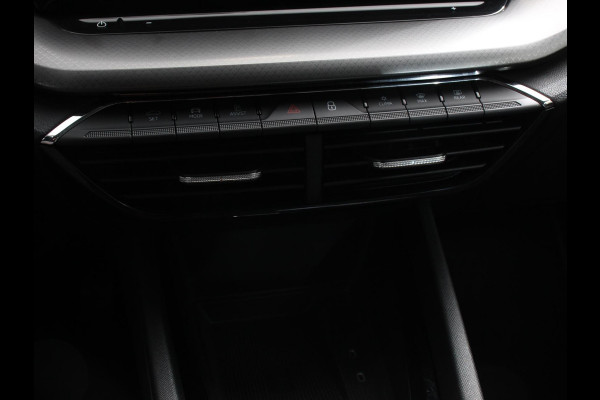 Škoda Octavia Combi 1.0 e-TSI Automaat Business Edition Climate control | Cruise control | Parkeersensoren | Navigatie | LED | Trekhaak | Lichtmetalen velgen | Apple Carplay / Android Auto