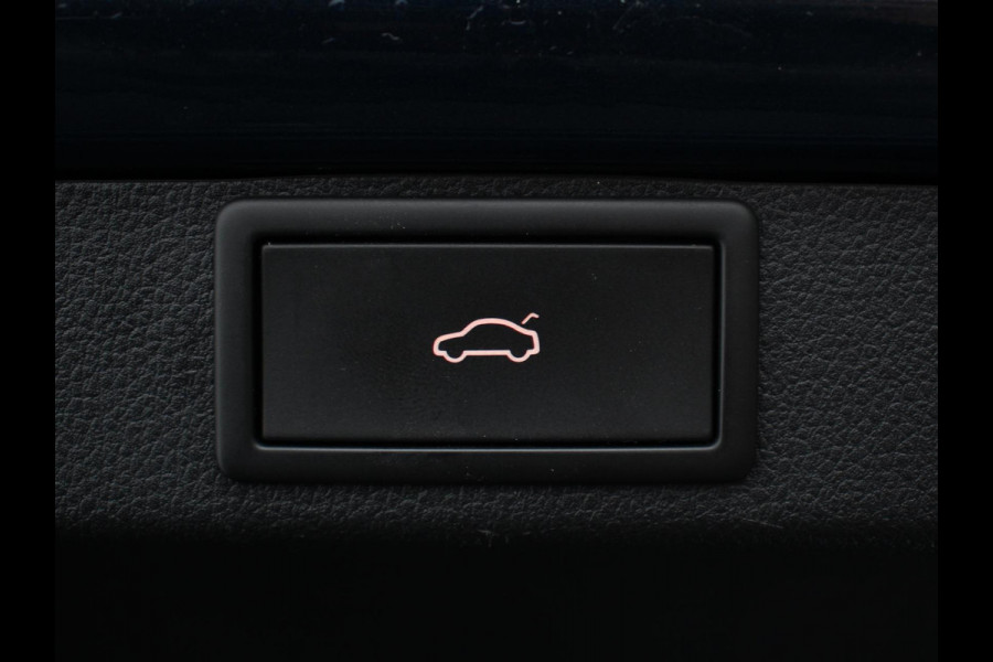 Škoda Octavia Combi 1.0 e-TSI Automaat Business Edition Climate control | Cruise control | Parkeersensoren | Navigatie | LED | Trekhaak | Lichtmetalen velgen | Apple Carplay / Android Auto