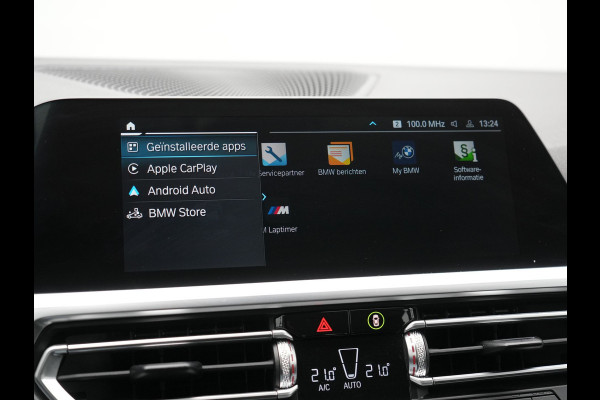 BMW 3 Serie Touring 330e Sportline Plug In Hybrid 293pk Dealer O.H PHEV | Adaptive Cruise | Apple Carplay | Lederen Sportstoelen Verwarmd | Blis | Lane Assist | Front Assist | Navigatie | Virtual | DAB |