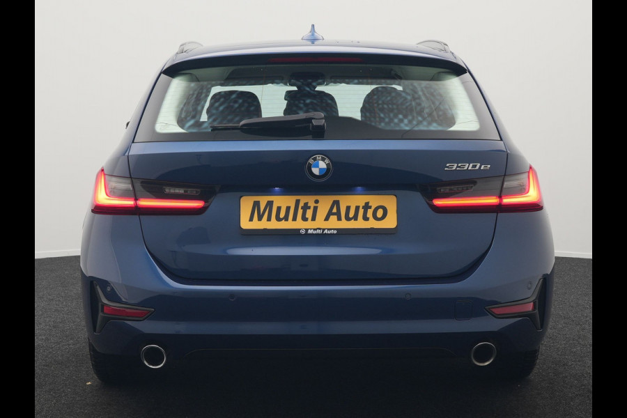 BMW 3 Serie Touring 330e Sportline Plug In Hybrid 293pk Dealer O.H PHEV | Adaptive Cruise | Apple Carplay | Lederen Sportstoelen Verwarmd | Blis | Lane Assist | Front Assist | Navigatie | Virtual | DAB |