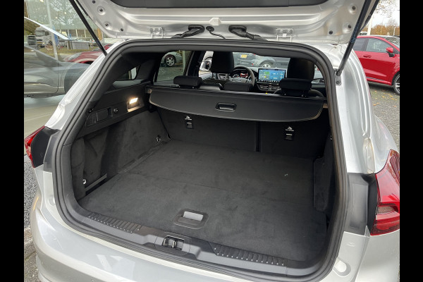 Ford Focus 1.0 EcoBoost Hybrid ST Line X Business 155pk Automaat | Panoramadak | Afneembare trekhaak |