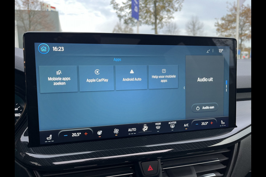 Ford Focus 1.0 EcoBoost Hybrid ST Line X Business 155pk Automaat | Panoramadak | Afneembare trekhaak |