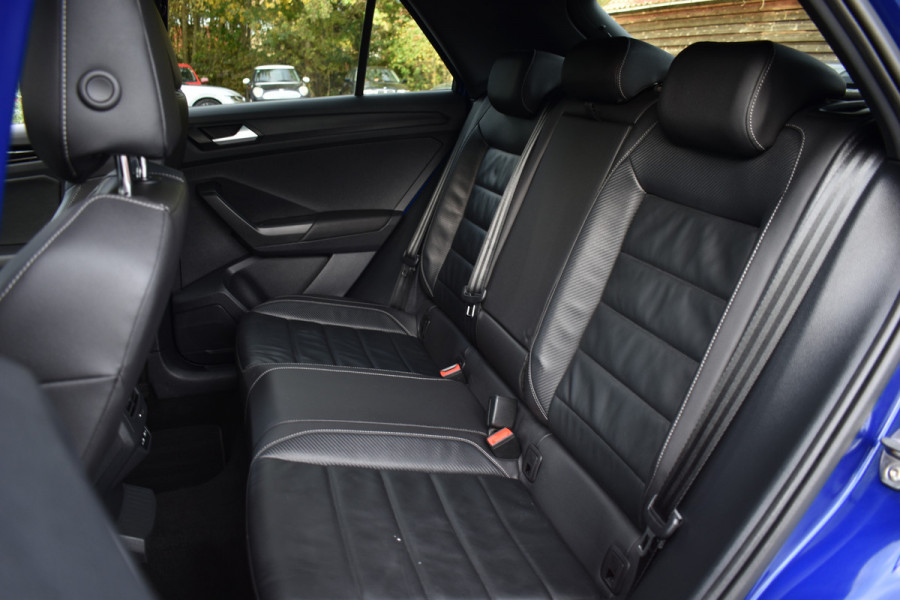 Volkswagen T-Roc R 2.0 TSI 300PK DSG 4MOTION R-SPORT BEATS/LEDER/TREKHAAK/PANORAMADAK