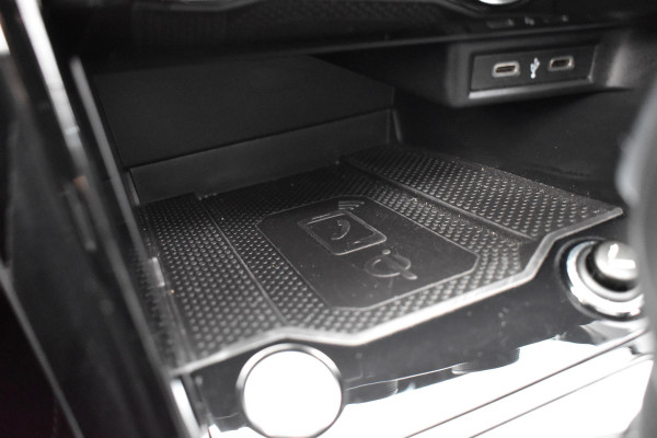 Volkswagen T-Roc R 2.0 TSI 300PK DSG 4MOTION R-SPORT BEATS/LEDER/TREKHAAK/PANORAMADAK