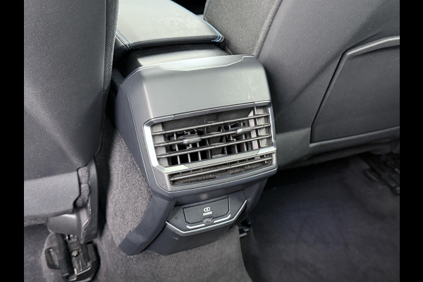 Lynk & Co 01 1.5 PHEV PLUG-IN HYBRIDE | COMPLETE AUTO | ELEKTRISCH PANORAMADAK | FULL OPTIONS | LYNK & CO GARANTIE T/M 10-2026 | RIJKLAAR GELEVERD | BTW VERREKENBAAR