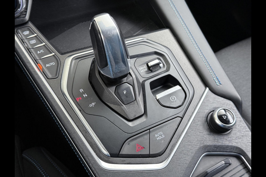 Lynk & Co 01 1.5 PHEV PLUG-IN HYBRIDE | COMPLETE AUTO | ELEKTRISCH PANORAMADAK | FULL OPTIONS | LYNK & CO GARANTIE T/M 10-2026 | RIJKLAAR GELEVERD | BTW VERREKENBAAR