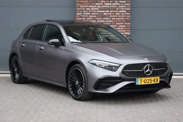 Mercedes-Benz A-Klasse 250 e AMG Line | Panoramadak | Memory | HUD | Keyless Go | Advanced Sound System | Surround Camera | Multibeam LED | Dodehoekassistent | Sfeerverlichting |