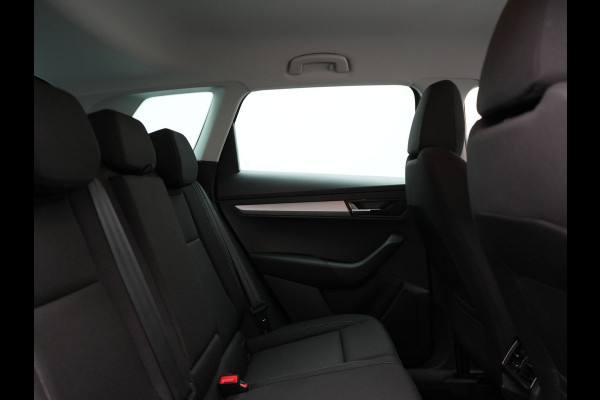 Škoda Karoq 1.5 TSI ACT 150pk DSG Business Edition | Crystal LED | Apple Carplay | Camera | Keyless | Cruise Control | Navigatie | DAB |