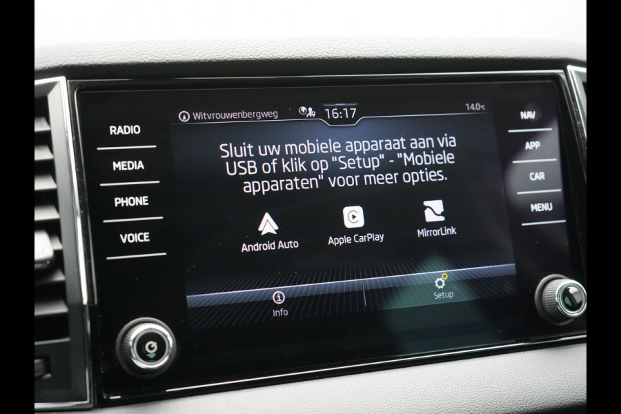 Škoda Karoq 1.5 TSI ACT 150pk DSG Business Edition | Crystal LED | Apple Carplay | Camera | Keyless | Cruise Control | Navigatie | DAB |