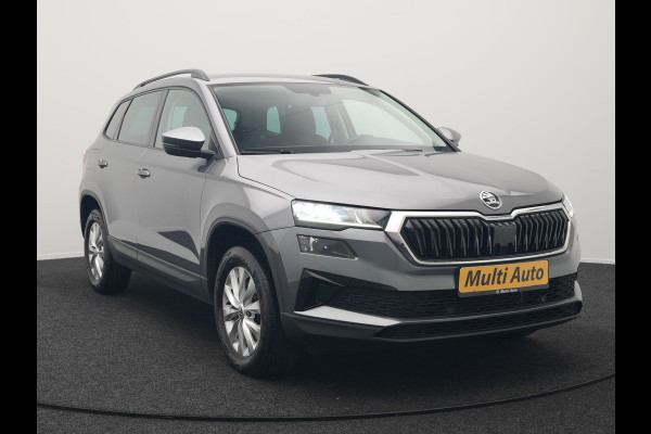Škoda Karoq 1.5 TSI ACT 150pk DSG Business Edition | Crystal LED | Apple Carplay | Camera | Keyless | Cruise Control | Navigatie | DAB |