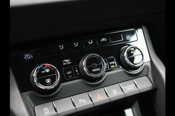 Škoda Karoq 1.5 TSI ACT 150pk DSG Business Edition | Crystal LED | Apple Carplay | Camera | Keyless | Cruise Control | Navigatie | DAB |