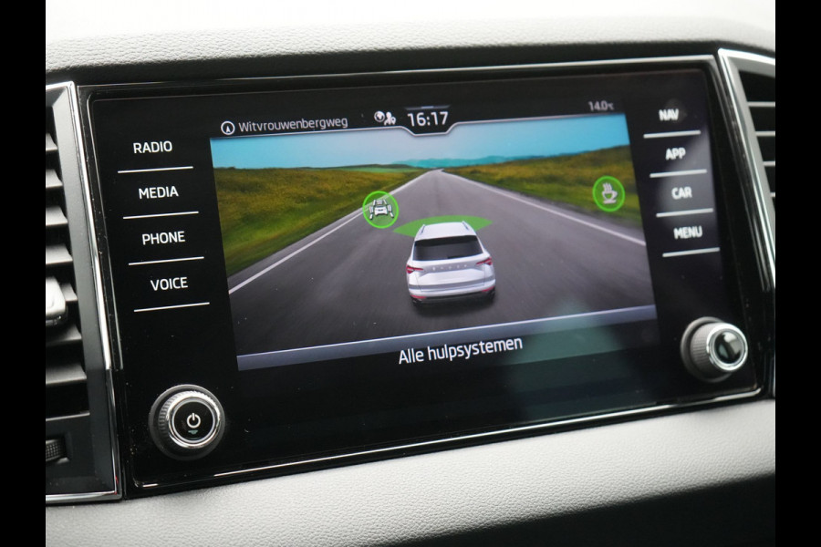 Škoda Karoq 1.5 TSI ACT 150pk DSG Business Edition | Crystal LED | Apple Carplay | Camera | Keyless | Cruise Control | Navigatie | DAB |