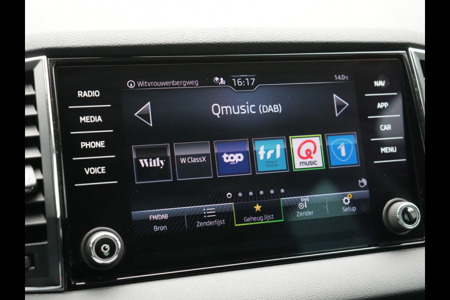 Škoda Karoq 1.5 TSI ACT 150pk DSG Business Edition | Crystal LED | Apple Carplay | Camera | Keyless | Cruise Control | Navigatie | DAB |