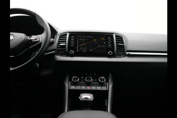 Škoda Karoq 1.5 TSI ACT 150pk DSG Business Edition | Crystal LED | Apple Carplay | Camera | Keyless | Cruise Control | Navigatie | DAB |