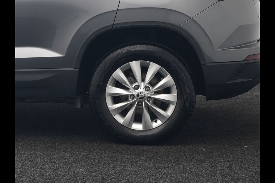 Škoda Karoq 1.5 TSI ACT 150pk DSG Business Edition | Crystal LED | Apple Carplay | Camera | Keyless | Cruise Control | Navigatie | DAB |