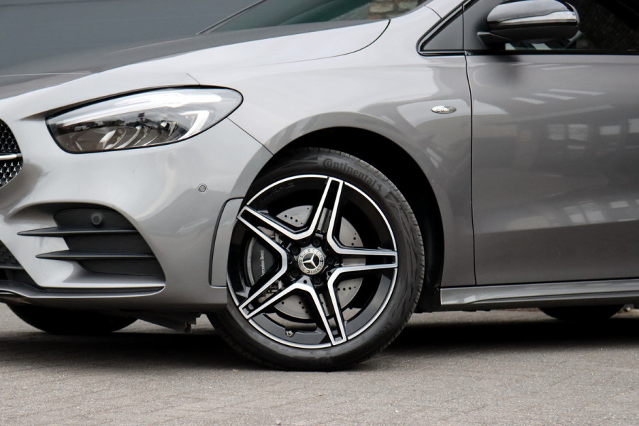 Mercedes-Benz B-Klasse 250 e AMG Line | Panoramadak | Advanced Sound System | Camera | High Perf. LED | Nightpakket | Keyless-Go | Sfeerverlichting | Vario-Achterbank | Augmented Reality |