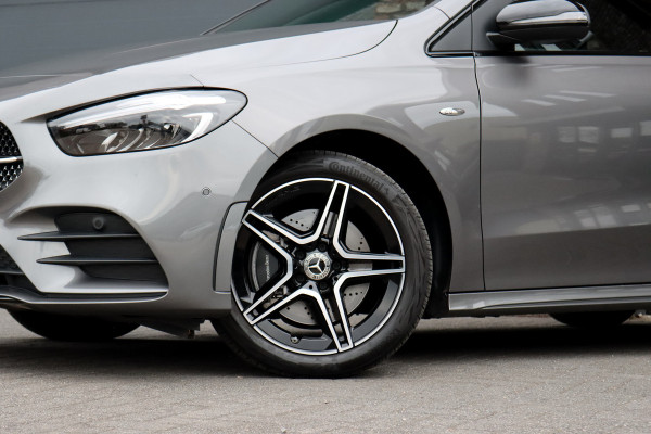 Mercedes-Benz B-Klasse 250 e AMG Line | Panoramadak | Advanced Sound System | Camera | High Perf. LED | Nightpakket | Keyless-Go | Sfeerverlichting | Vario-Achterbank | Augmented Reality |