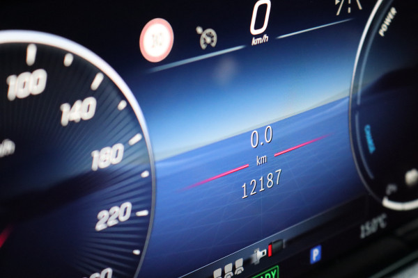 Mercedes-Benz B-Klasse 250 e AMG Line | Panoramadak | Advanced Sound System | Camera | High Perf. LED | Nightpakket | Keyless-Go | Sfeerverlichting | Vario-Achterbank | Augmented Reality |