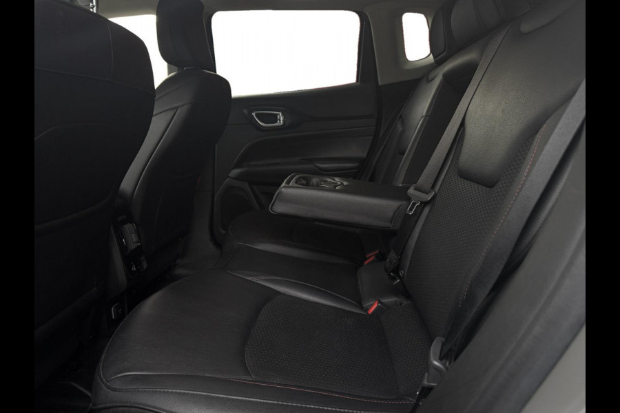 Jeep Compass 4xe 240pk Plug-in Hybrid Trailhawk 4x4 Keyless ACC Navi Lane Assist Camera Leder Climate Control LED Velgen