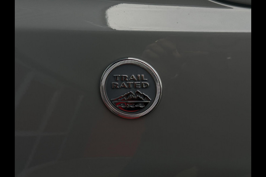 Jeep Compass 4xe 240pk Plug-in Hybrid Trailhawk 4x4 Keyless ACC Navi Lane Assist Camera Leder Climate Control LED Velgen