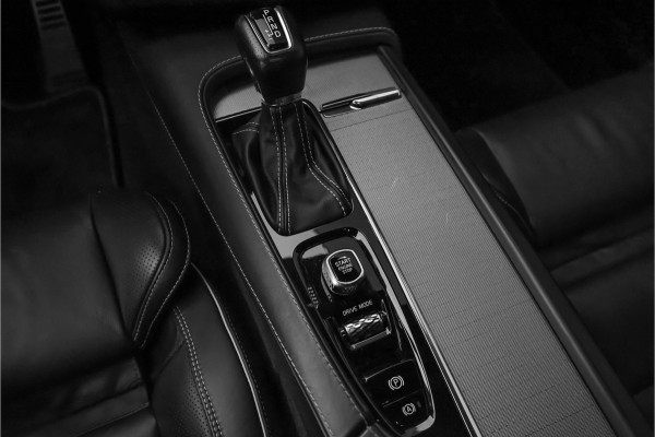 Volvo V90 2.0 T4 Business Sport R-Design Polestar H/K LED Leder 18"