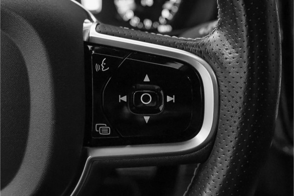 Volvo V90 2.0 T4 Business Sport R-Design Polestar H/K LED Leder 18"