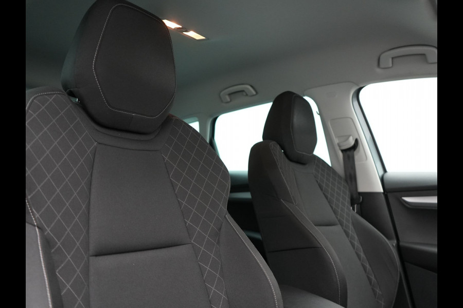 Škoda Karoq 1.5 TSI ACT Ambition Business 150pk Dealer O.H. | Adaptive Cruise | Apple Carplay | Camera | Stoelverwarming | Navigatie | 17"L.M |