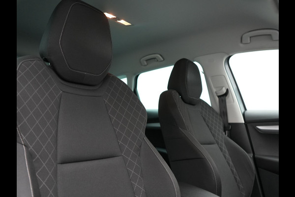 Škoda Karoq 1.5 TSI ACT Ambition Business 150pk Dealer O.H. | Adaptive Cruise | Apple Carplay | Camera | Stoelverwarming | Navigatie | 17"L.M |