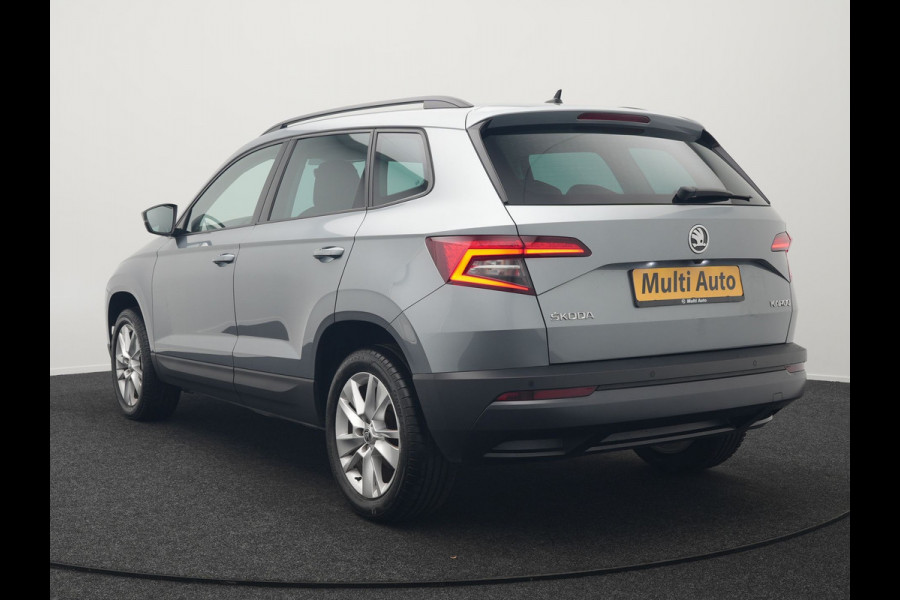 Škoda Karoq 1.5 TSI ACT Ambition Business 150pk Dealer O.H. | Adaptive Cruise | Apple Carplay | Camera | Stoelverwarming | Navigatie | 17"L.M |