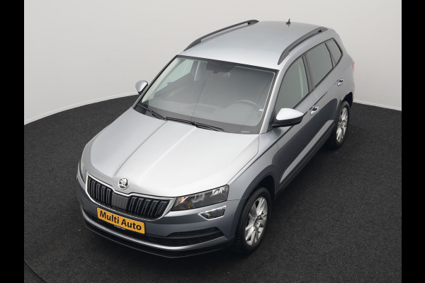 Škoda Karoq 1.5 TSI ACT Ambition Business 150pk Dealer O.H. | Adaptive Cruise | Apple Carplay | Camera | Stoelverwarming | Navigatie | 17"L.M |
