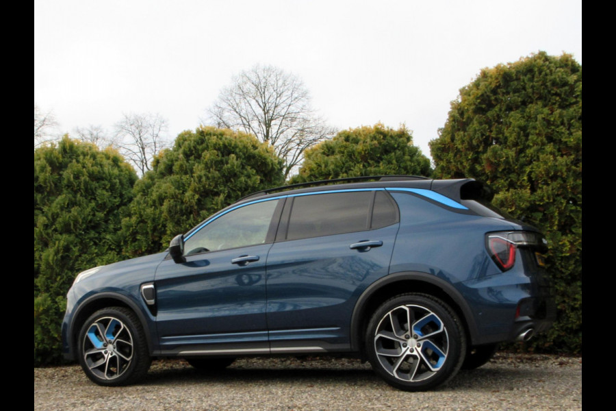 Lynk & Co 01 1.5 Plug-in*Adapt. Cruise*Pano.dak*360cam*