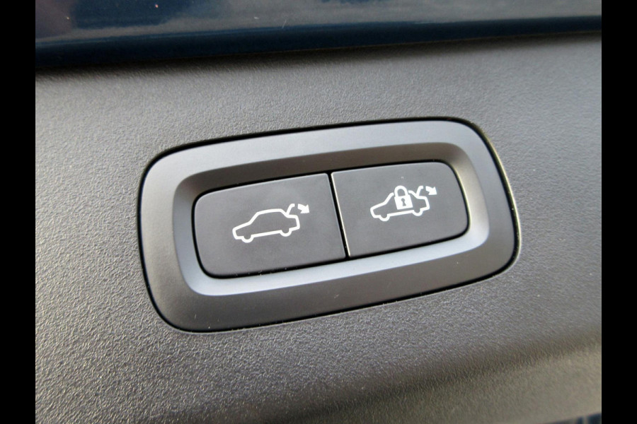 Lynk & Co 01 1.5 Plug-in*Adapt. Cruise*Pano.dak*360cam*