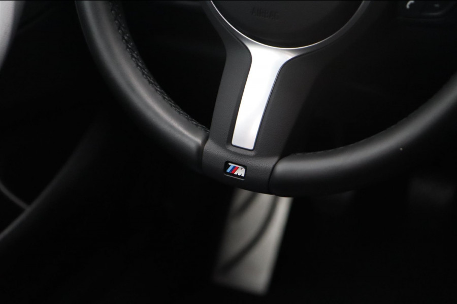 BMW 1-serie 116i Edition M Sport Shadow / LEDER / NAVI / PDC / KEURIGE AUTO