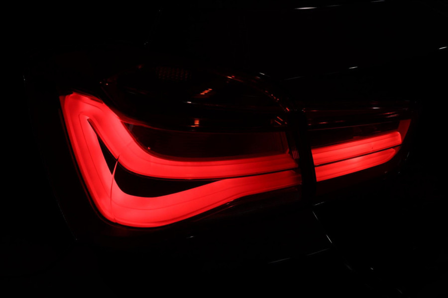 BMW 1-serie 116i Edition M Sport Shadow / LEDER / NAVI / PDC / KEURIGE AUTO