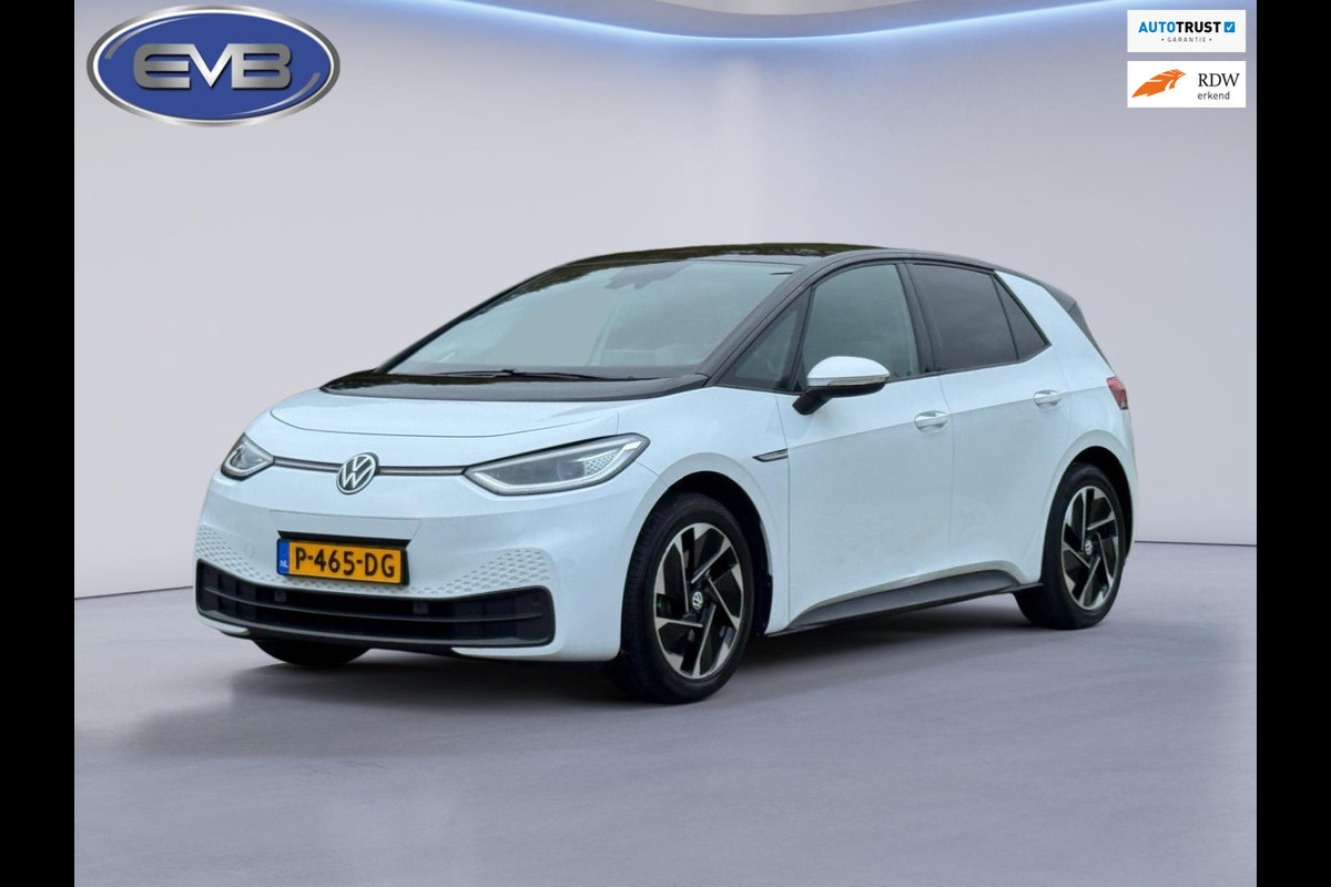 Volkswagen ID.3 Business 58 kWh, achteruitrijcamera, stoel-stuurverwarming, parelmoer wit, afn.trekhaak, luxe uitvoering